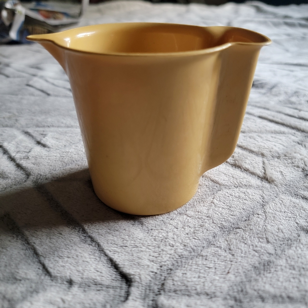 Vintage Tupperware Harvest Gold Creamer Pitcher NO LID 574-12 Clean